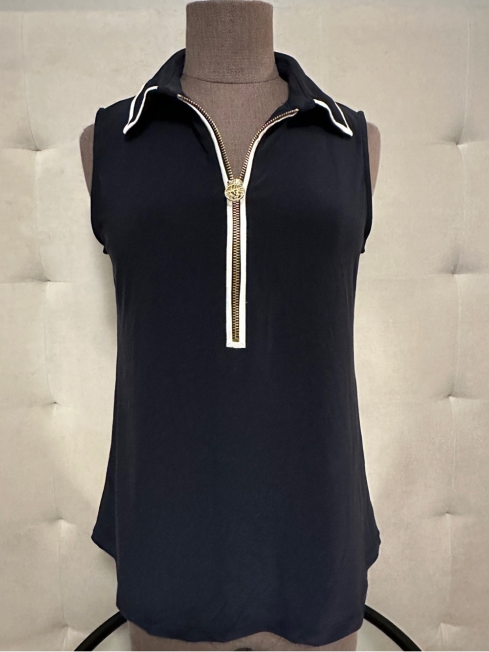 Anne Klein Sleeveless Zip Polo Tank Top - Black with White Trim women’s small